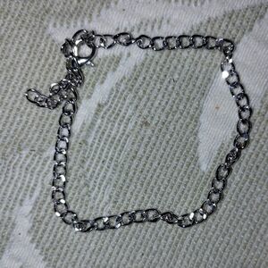 Source Unknown Silver Chain Bracelet